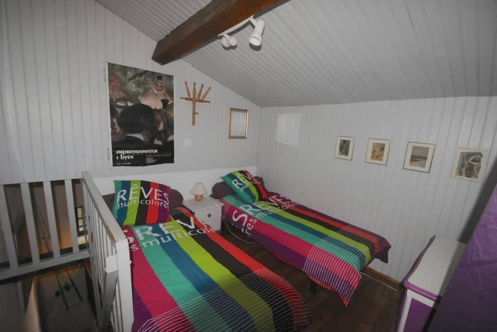 Maison Pierre Et Voute Au Coeur Du Village بالازوك المظهر الخارجي الصورة