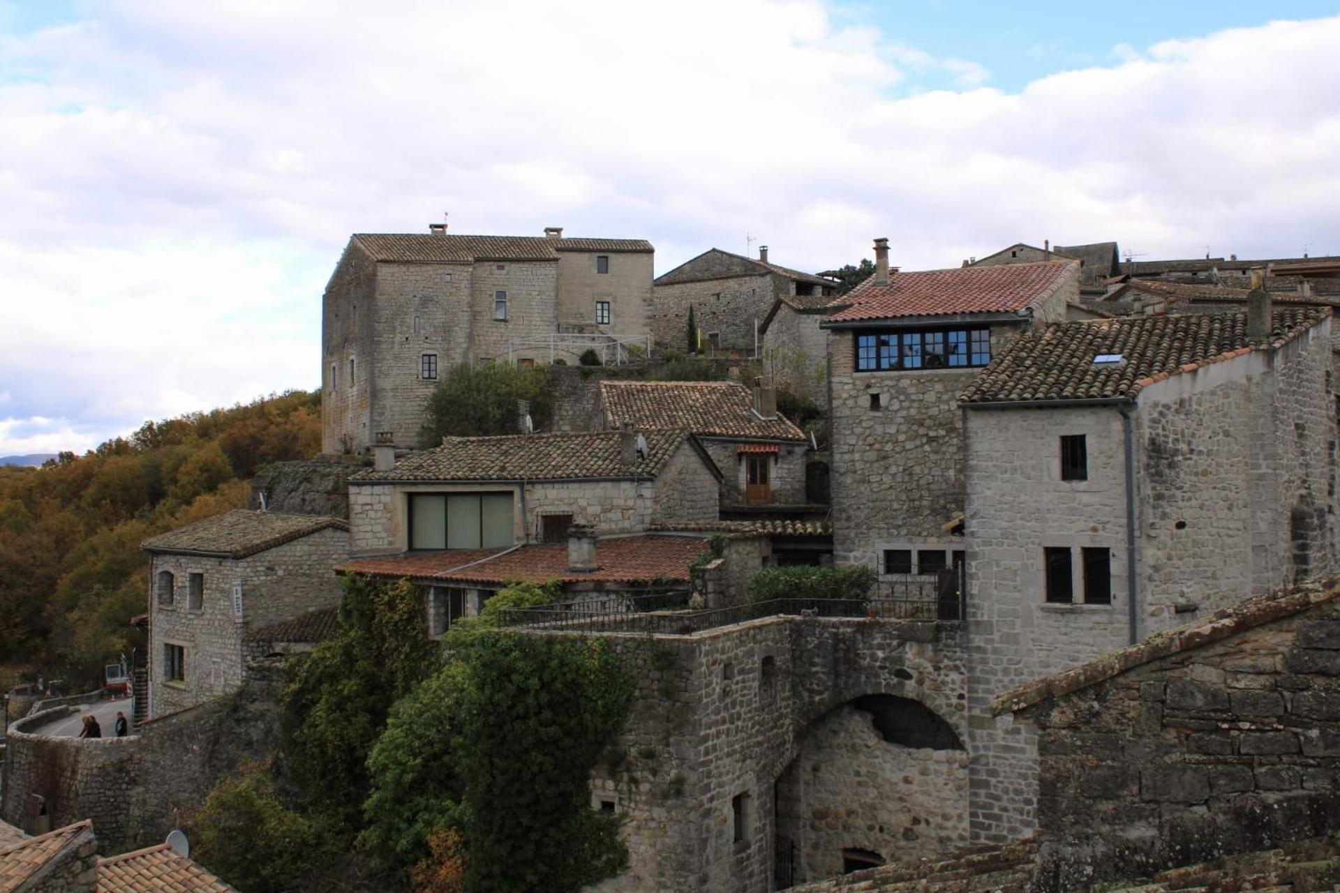 Maison Pierre Et Voute Au Coeur Du Village بالازوك المظهر الخارجي الصورة