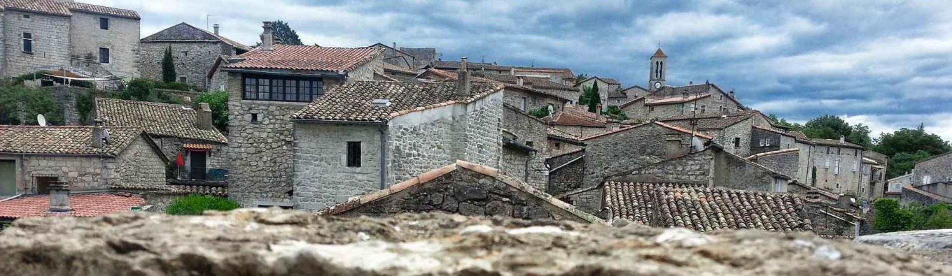 Maison Pierre Et Voute Au Coeur Du Village بالازوك المظهر الخارجي الصورة